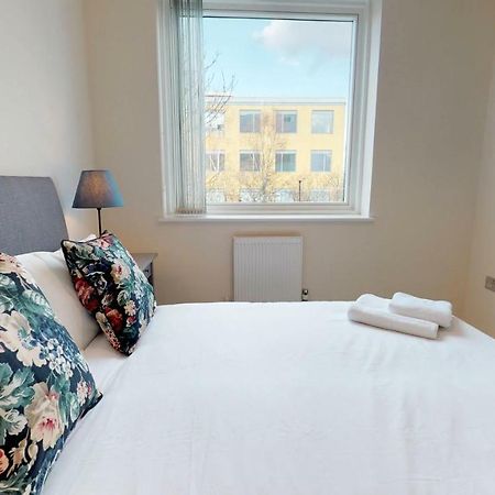 Niksa Serviced Accommodation - Welwyn Garden City Business Park 외부 사진